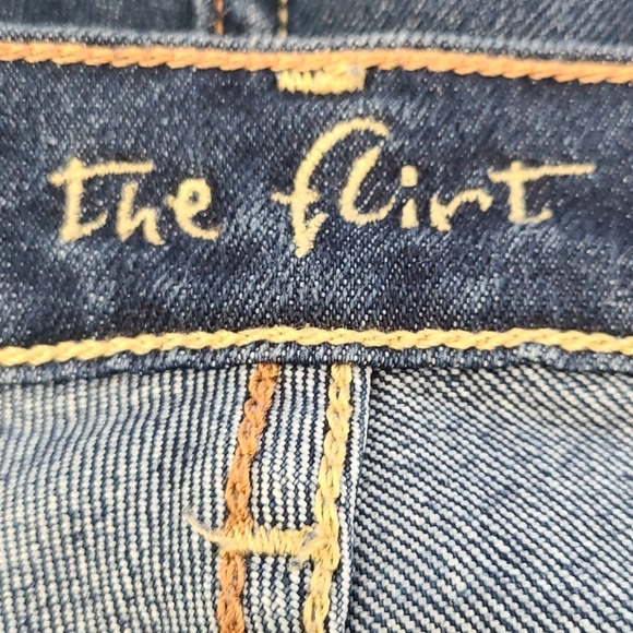 Old Navy the flirt jeans - Picture 6 of 8